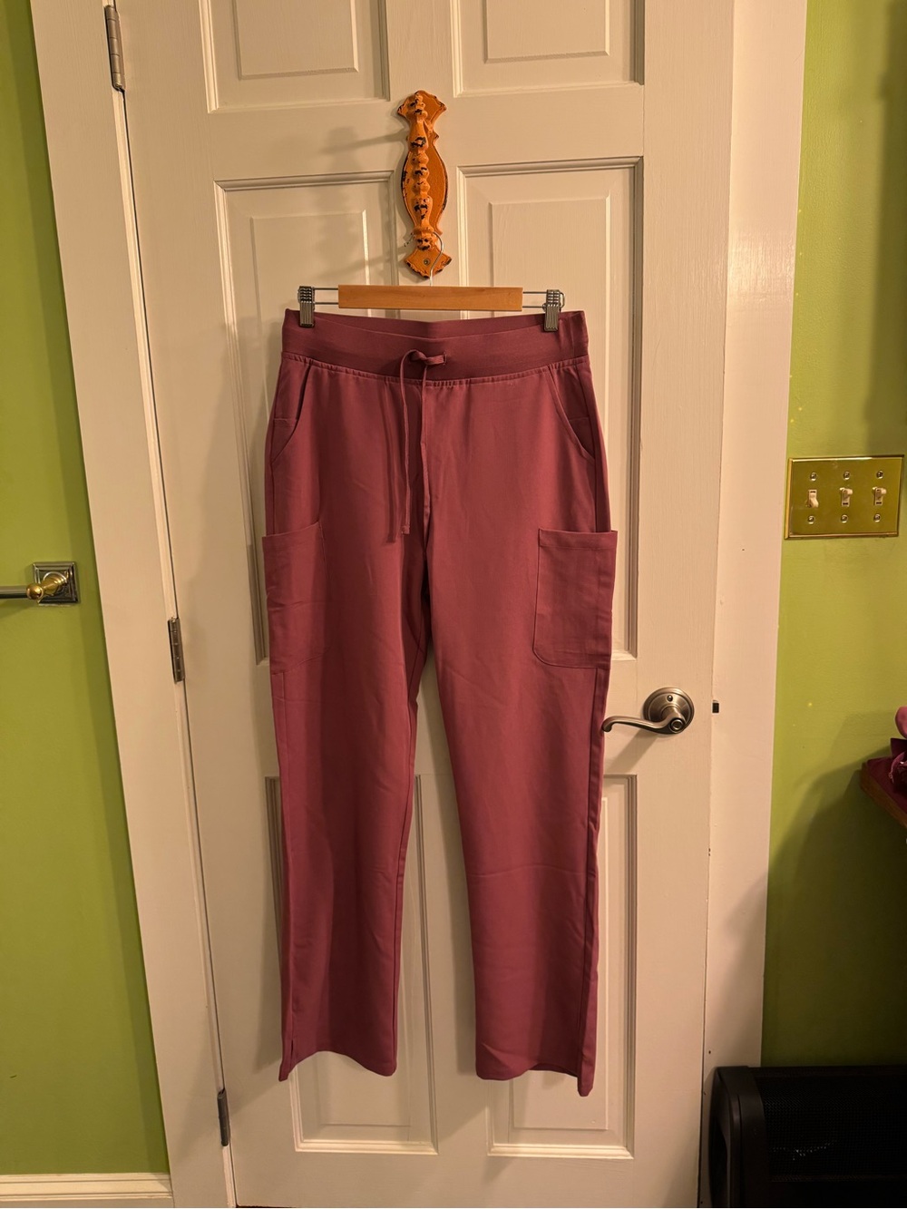 Women's Drawstring Cargo Joggers - Mauve